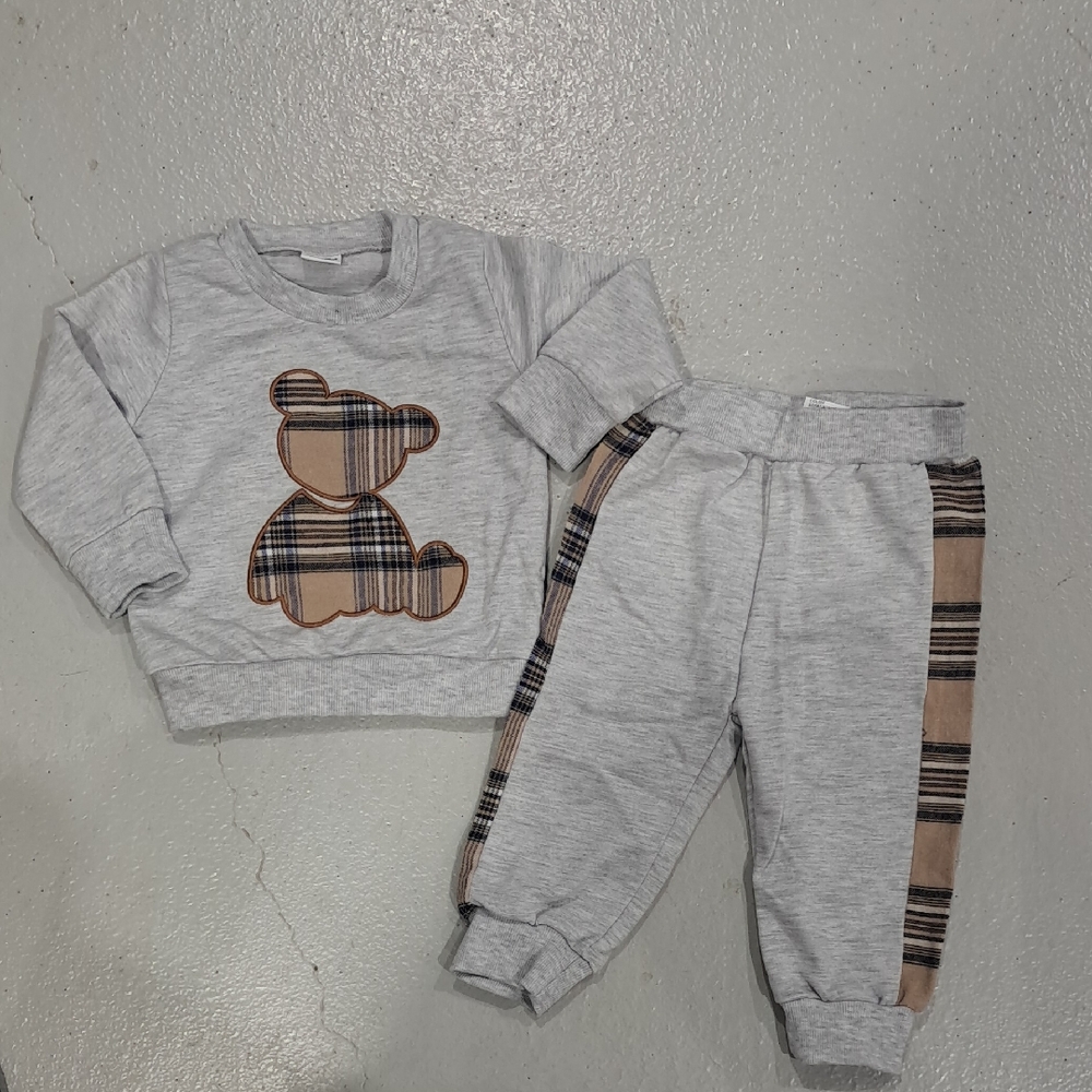 NWOT Pat Pat Plaid Bear Gray Kids Sweatshirt and Pants Set